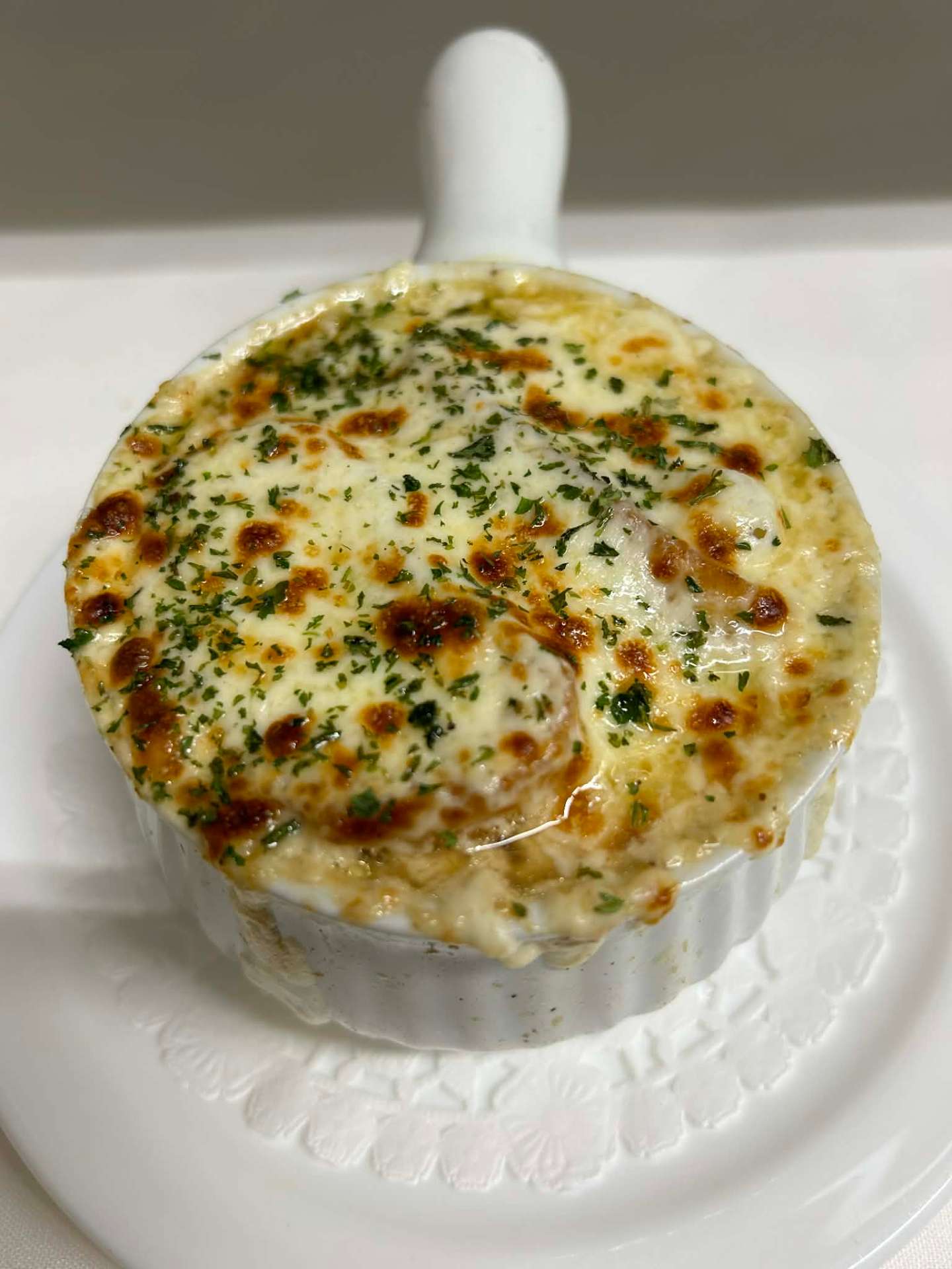 French onion soup gratinée